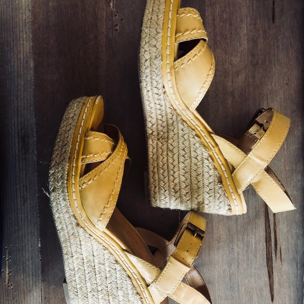 Yellow Wedges - Picture 5 of 5